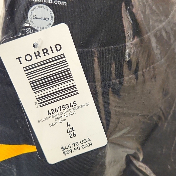 ❤️NWT VINTAGE TORRID GRAPHIC TEE - HELLO KITTY HALLOWEEN - SANRIO - PLUS SIZE - Picture 9 of 11